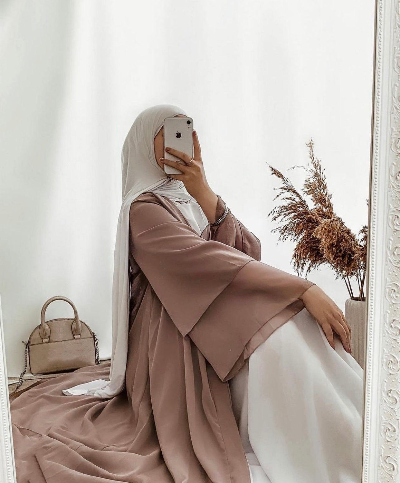 Aīsyah Abaya (Pre-Order)